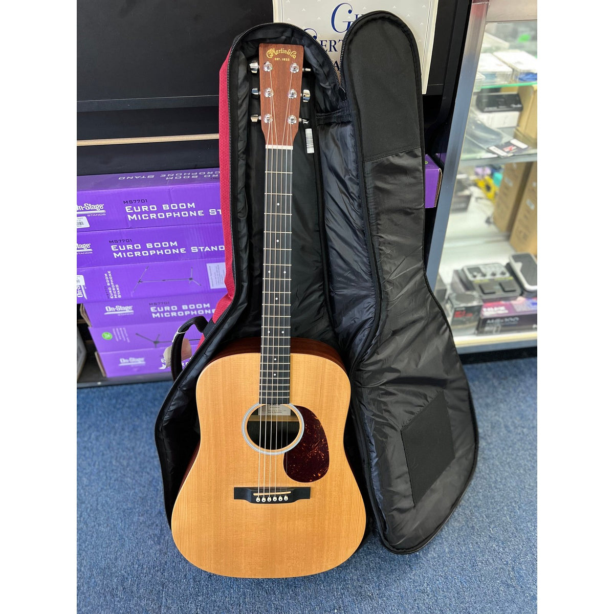 Martin X Series Special Acoustic-Electric Guitar like new DX2E (used)