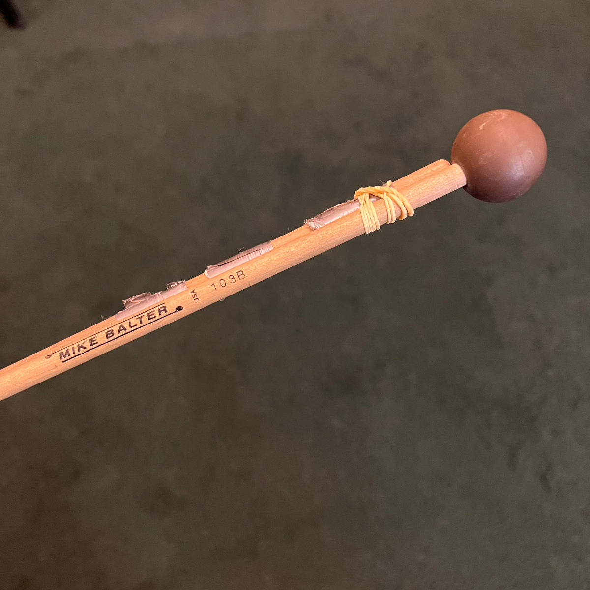 Mike Balter 103B Round Brown Rubber Birch Medium Soft Marimba Mallets - B103B (used)
