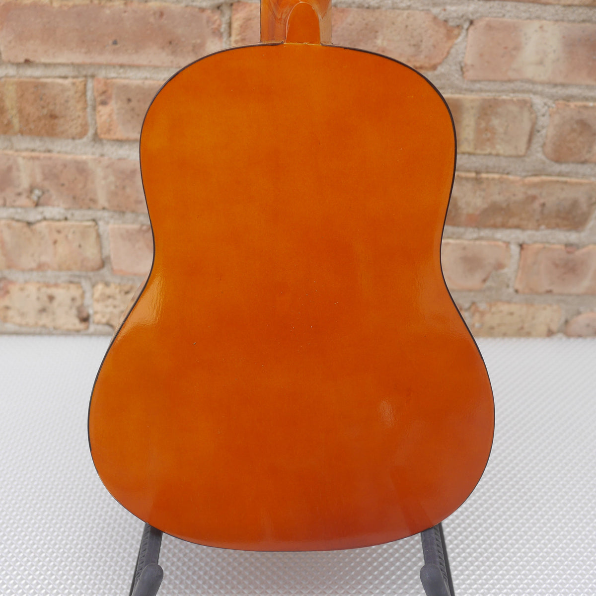 Play and Learn Student Guitar MG-102 used