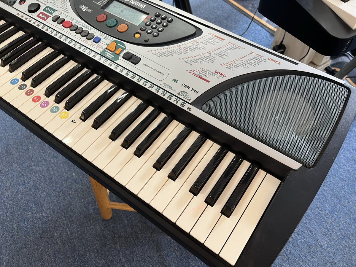 Yamaha PSR-240 Portable Keyboard with MIDI – Used