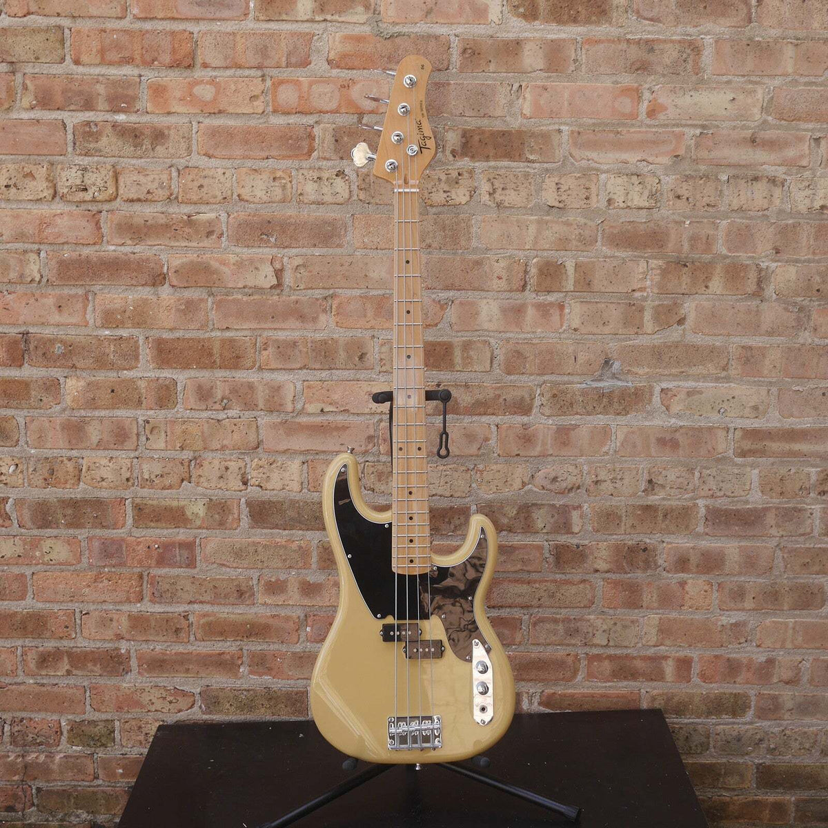 Tagima TW-66 Woodstock Series Tele P Bass Butterscotch Blackguard 4 String