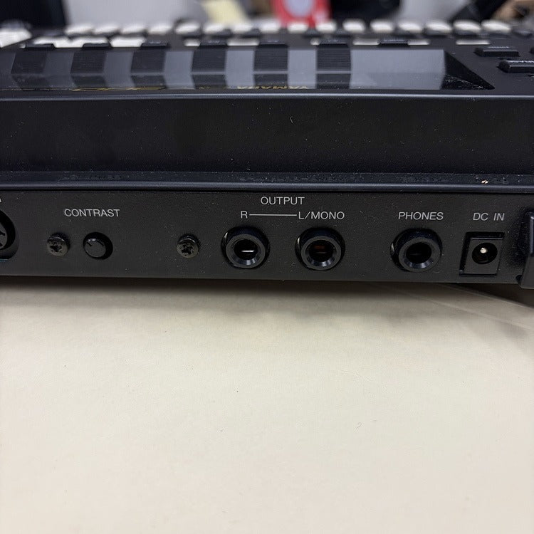 Yamaha QY300 Sequencer 1995 Used