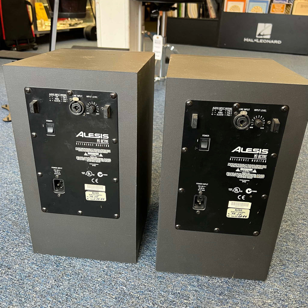 Alesis M1 Active Studio Reference Monitors (pair) 1999 black (used)