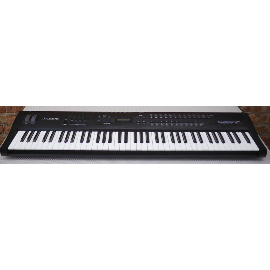 Alesis QS7 DIgital Synthesizer Keyboard 1999