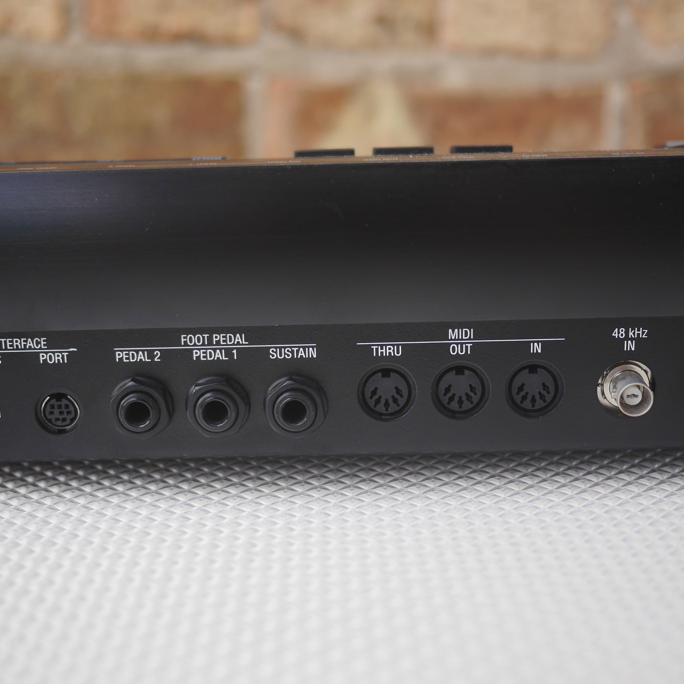 Alesis QS7 DIgital Synthesizer Keyboard 1999