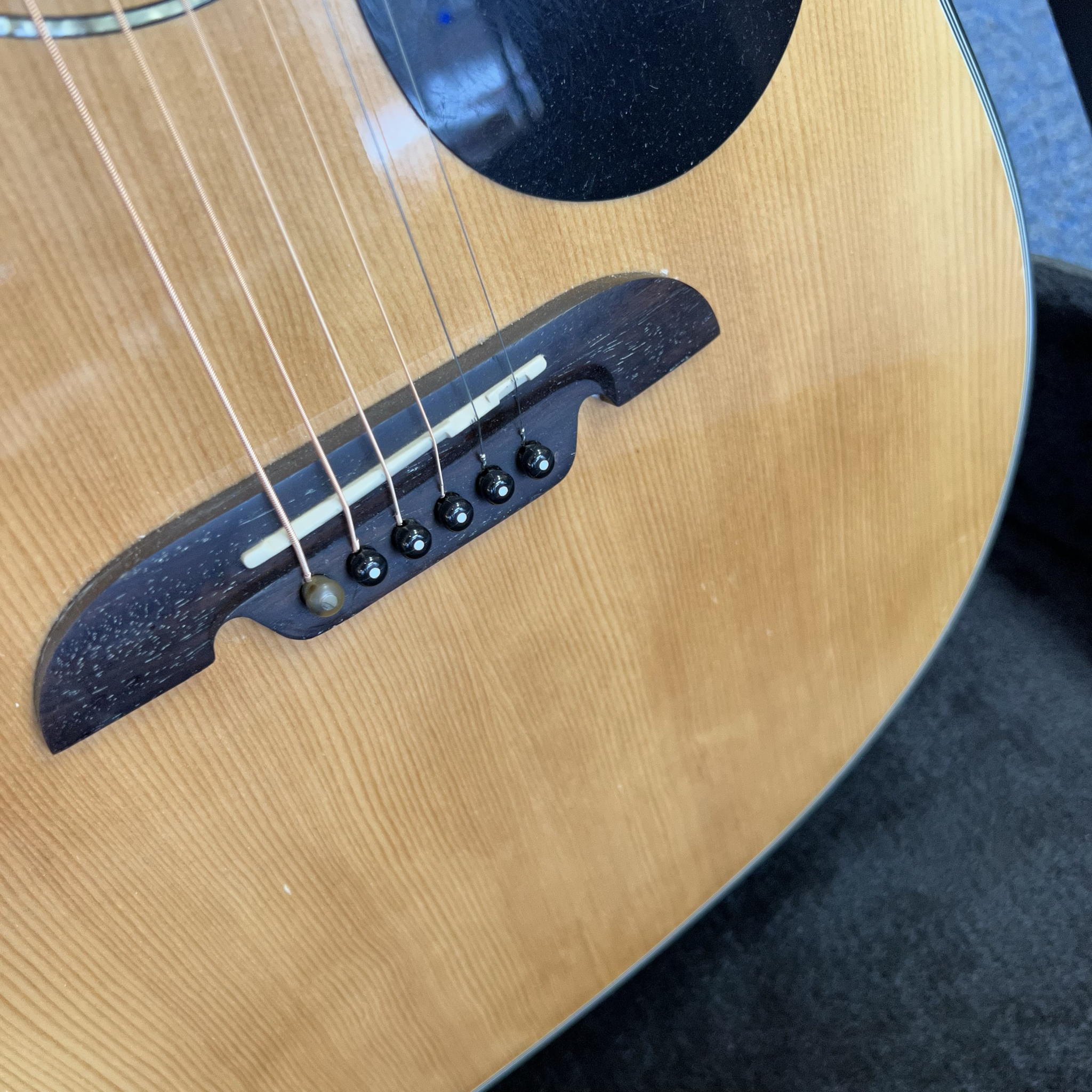 Alvarez RD8C Acoustic-Electric Guitar Natural w/HSC (used)