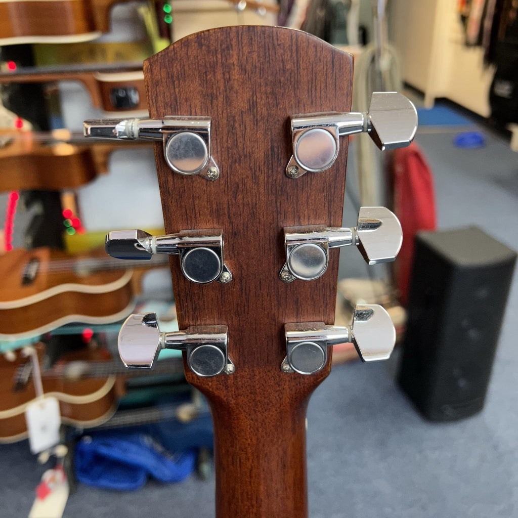 Alvarez RD8C Acoustic-Electric Guitar Natural w/HSC (used)