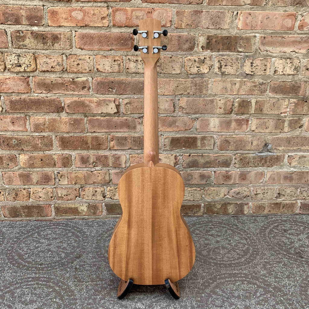 Alvarez Regent Baritone Ukulele Mahogany Satin