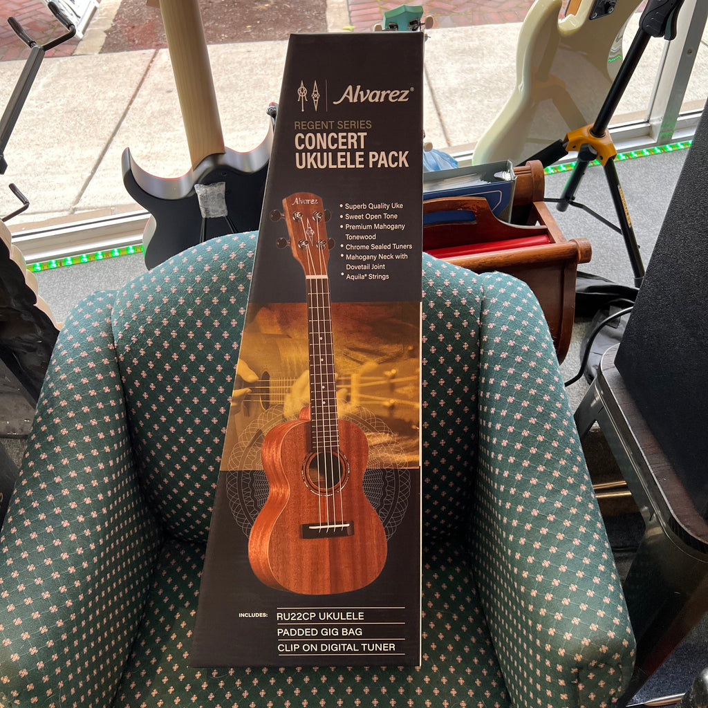 Alvarez Regent Concert Ukulele Package with bag & Tuner