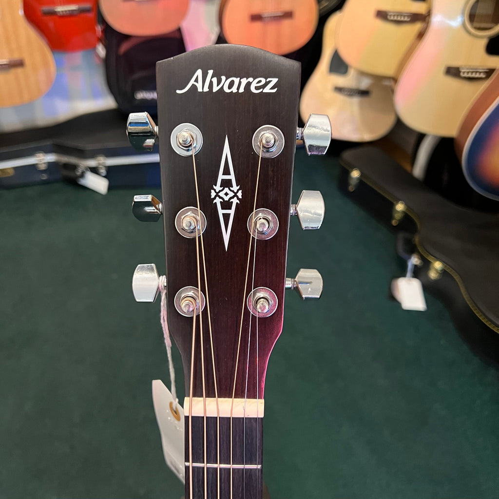 Alvarez RS26 Short Scale Steel String Guitar w/bag