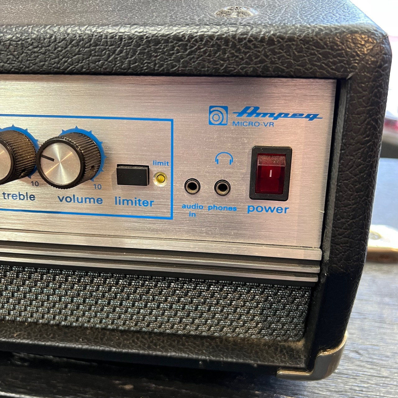 Ampeg Micro VR Bass Amp with 15" Custom Cabinet (used)