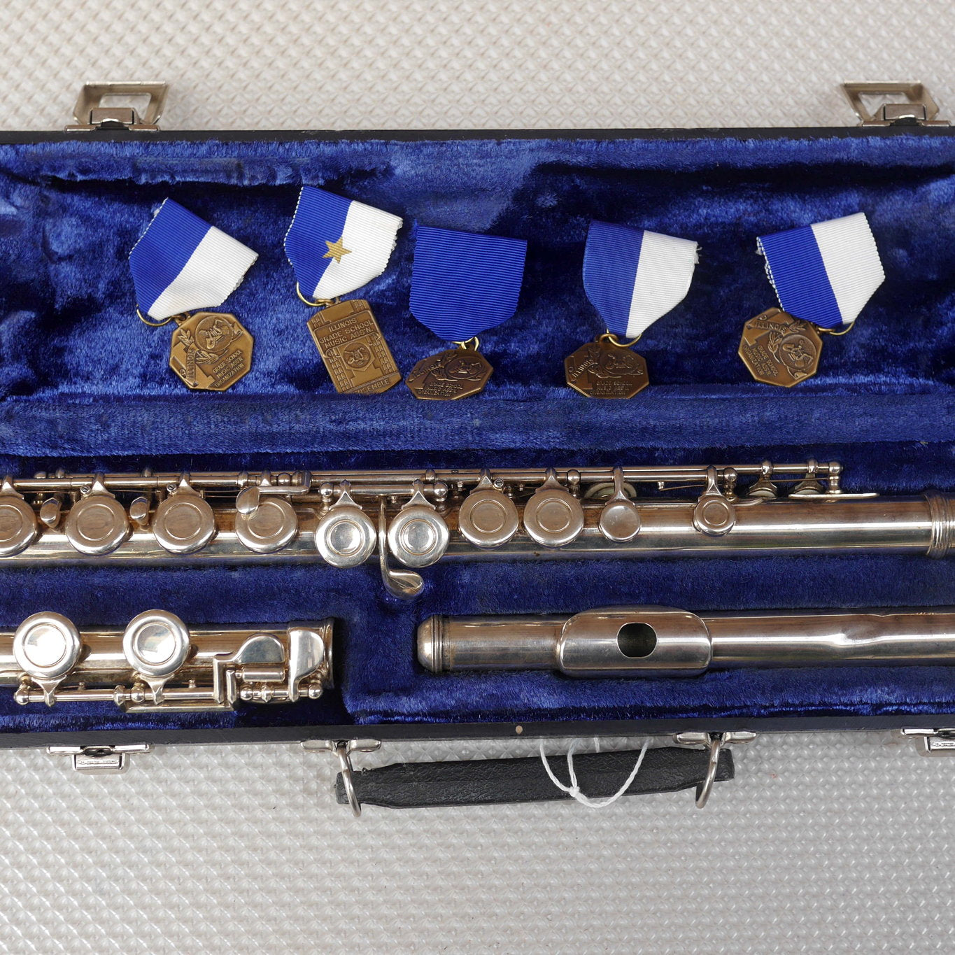 Armstrong 104 Flute 3422945 Needs repair