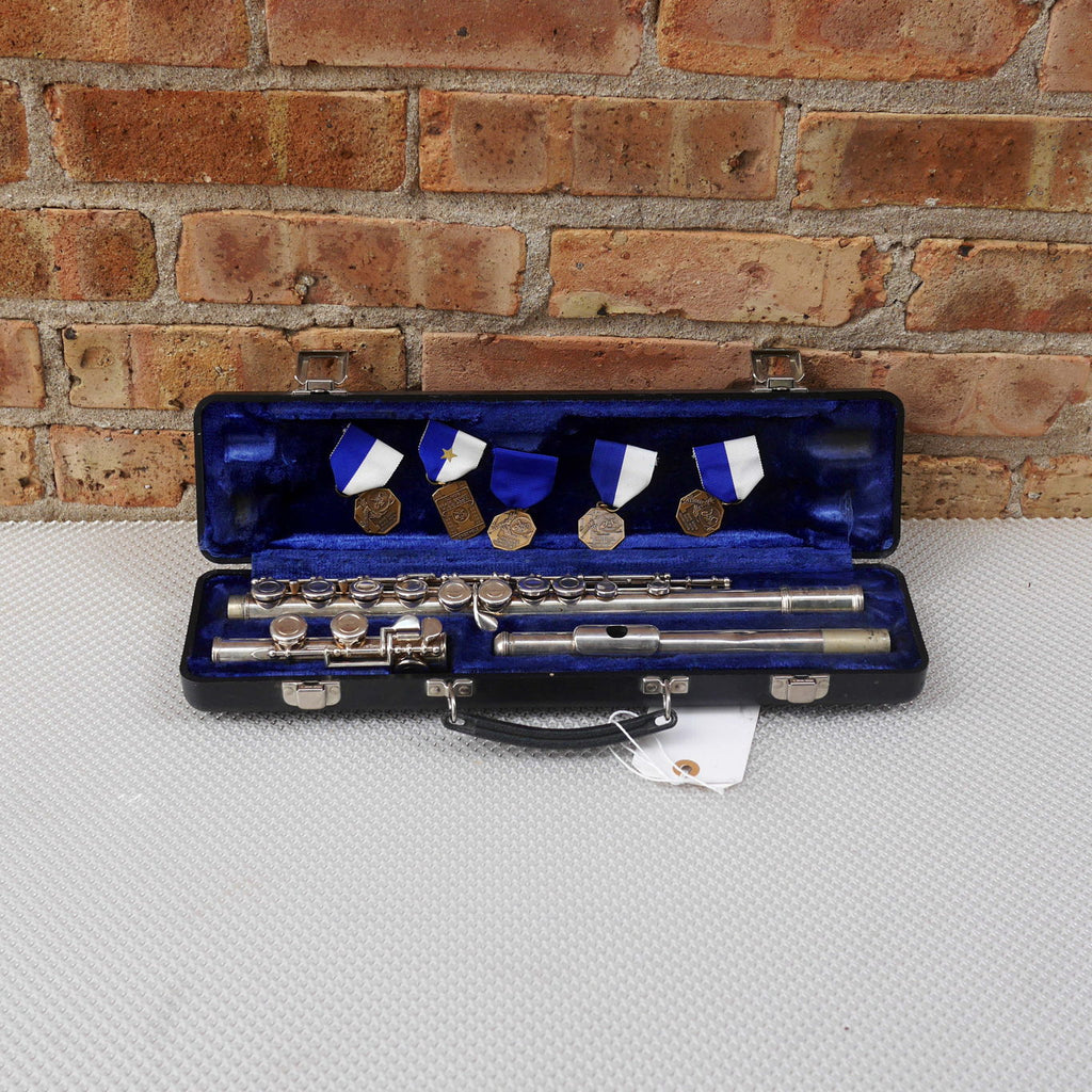 Armstrong 104 Flute 3422945 Needs repair