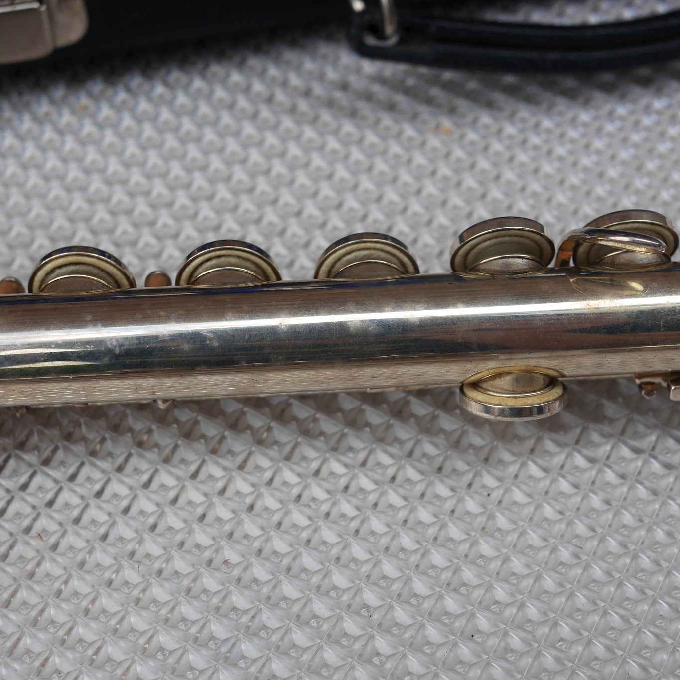 Armstrong 104 Flute 3422945 Needs repair