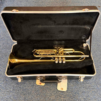 Bach TR300 Trumpet 1990 brass lacquer finish (used)