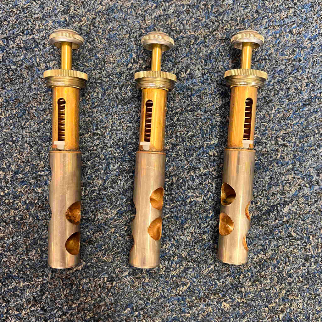 Bach TR300 Trumpet 1990 brass lacquer finish (used)