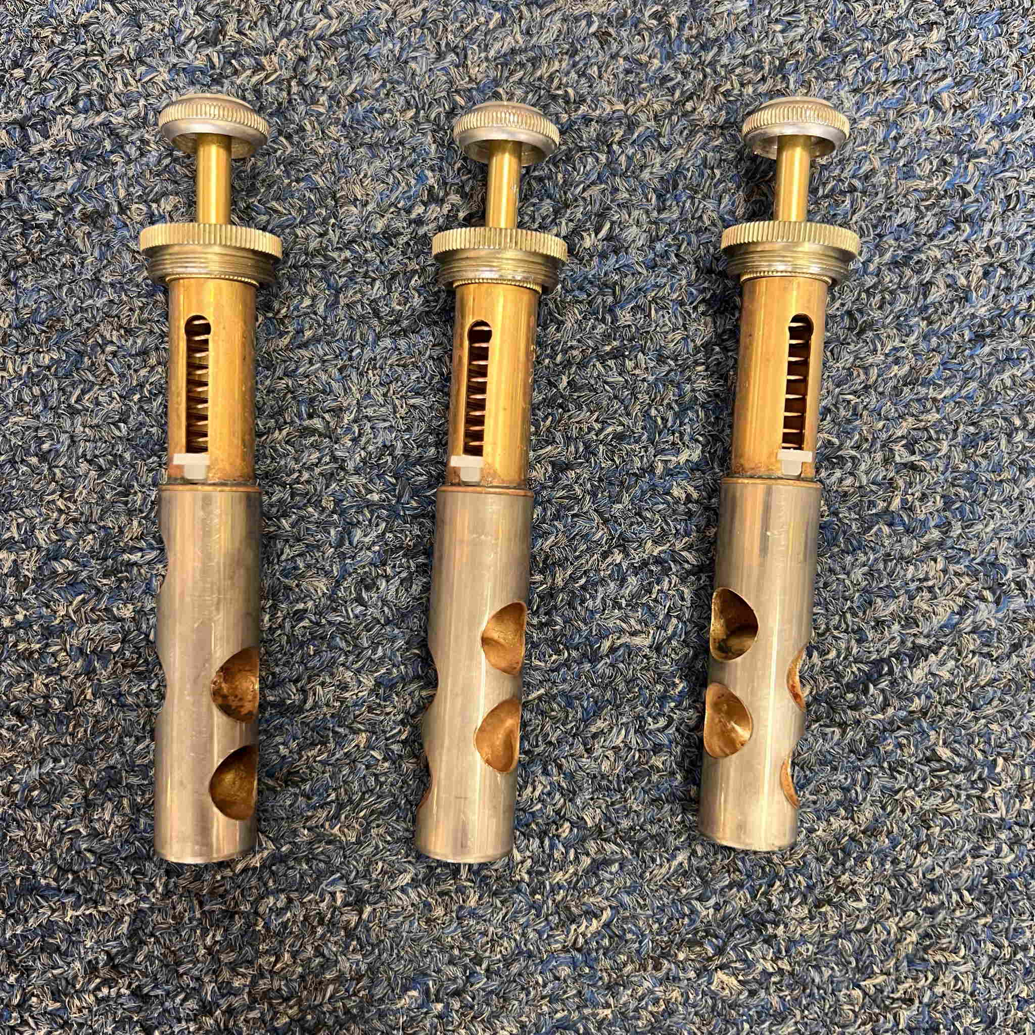 Bach TR300 Trumpet 1990 brass lacquer finish (used)