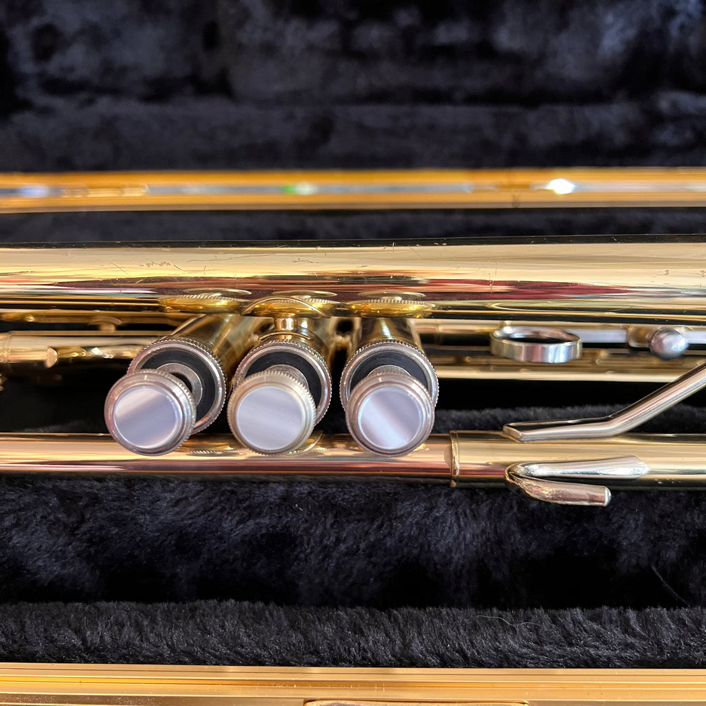 Bach TR300H2 Trumpet (used)