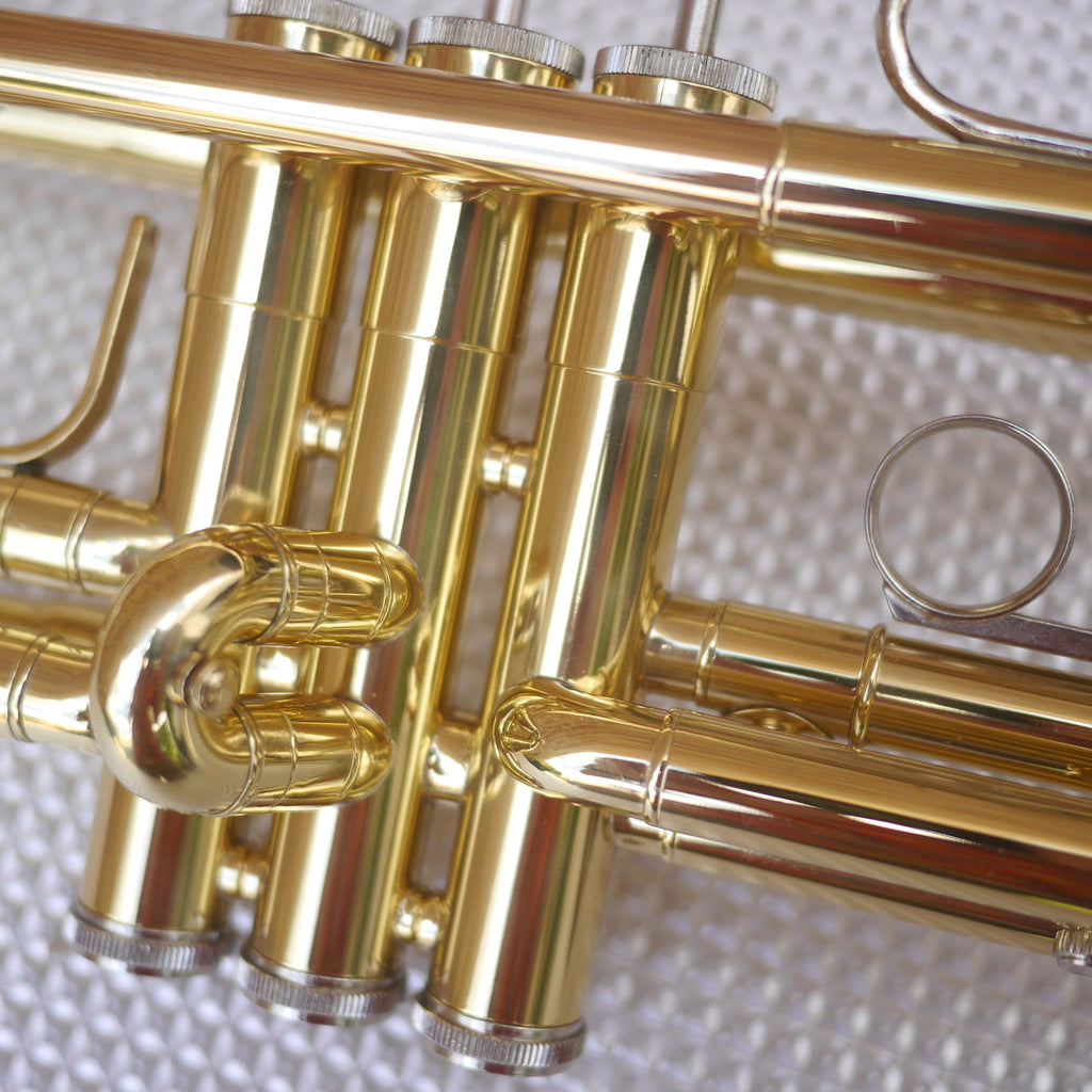 Bach Trumpet TR300H2 Used Excellent