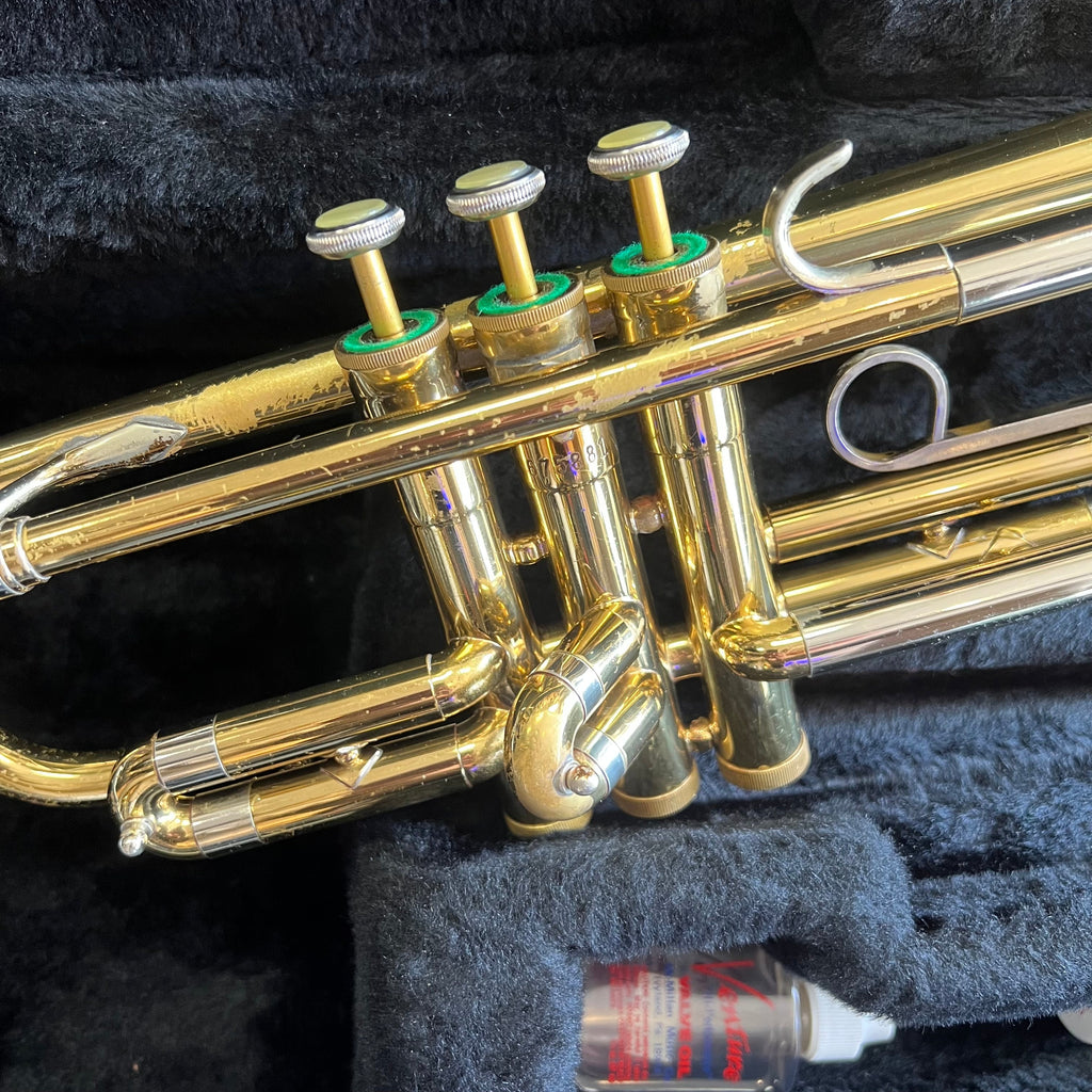 Buescher Aristocrat (Selmer Bundy) Student Trumpet w/case