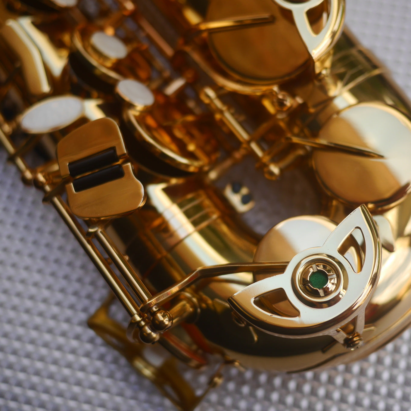 Buescher BU-4 Student Alto Saxophone New Old Stock 2000s Mint