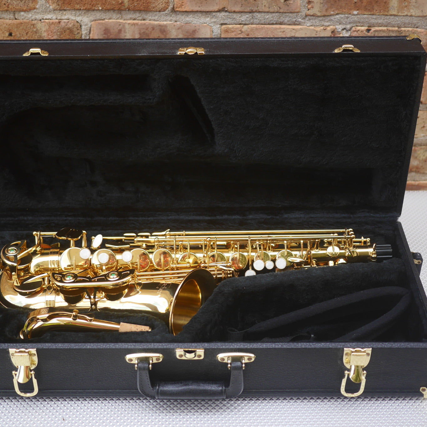 Buescher BU-4 Student Alto Saxophone New Old Stock 2000s Mint