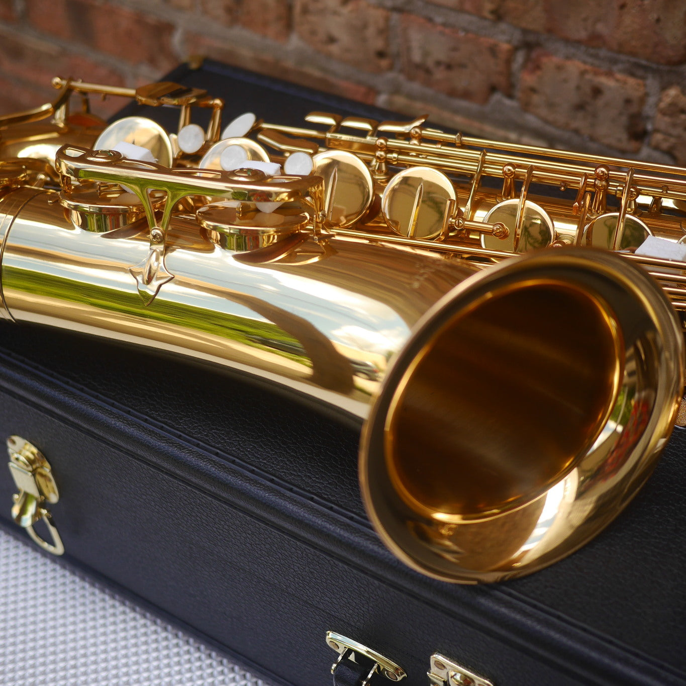 Buescher BU-5 Student Tenor Saxophone New Old Stock 2000s Mint