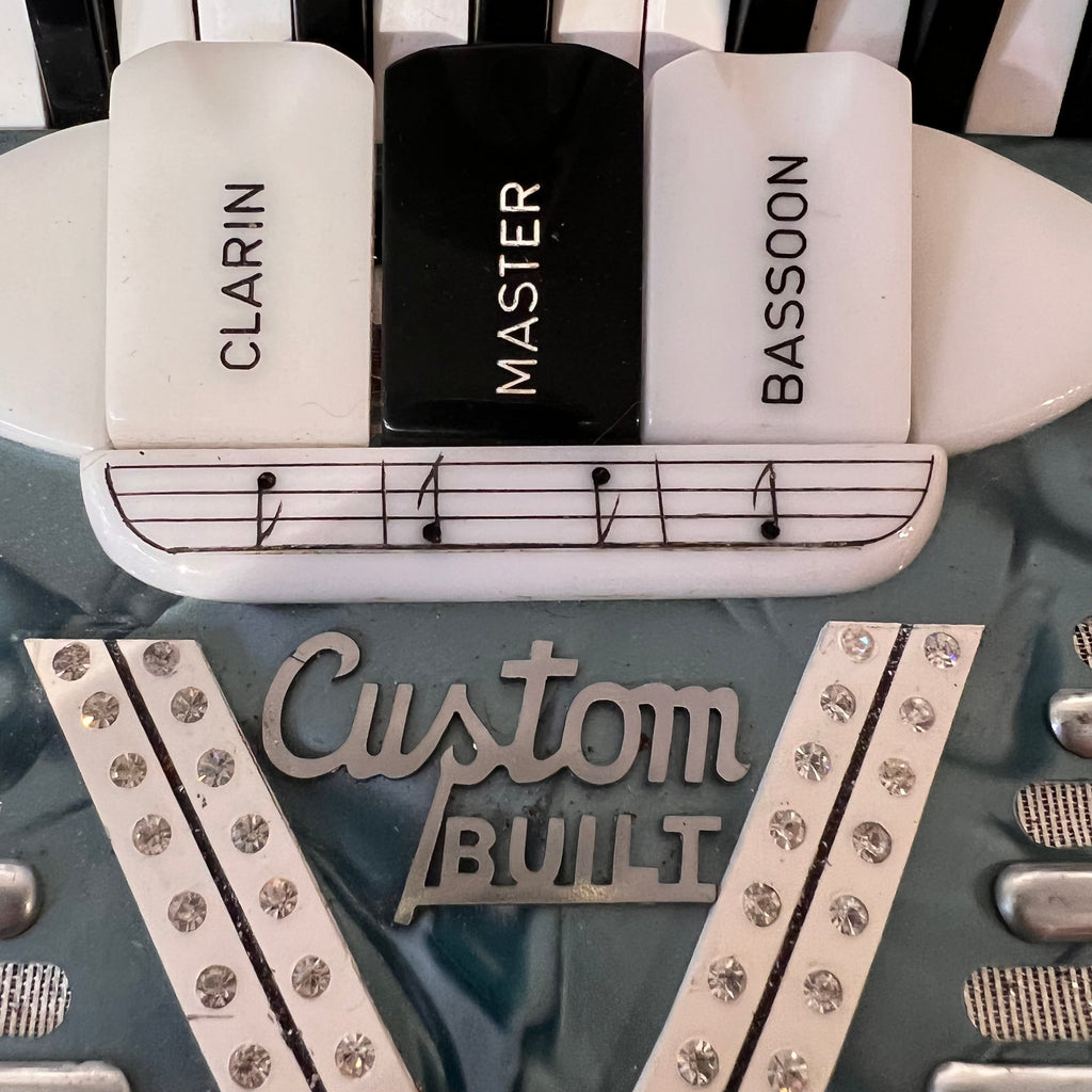 Capitol Deluxe Piano Accordion Model C30 Blue & White Italy (used)