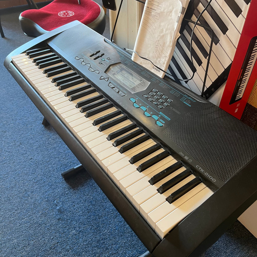 Casio CTK-2100 Portable Keyboard (used)