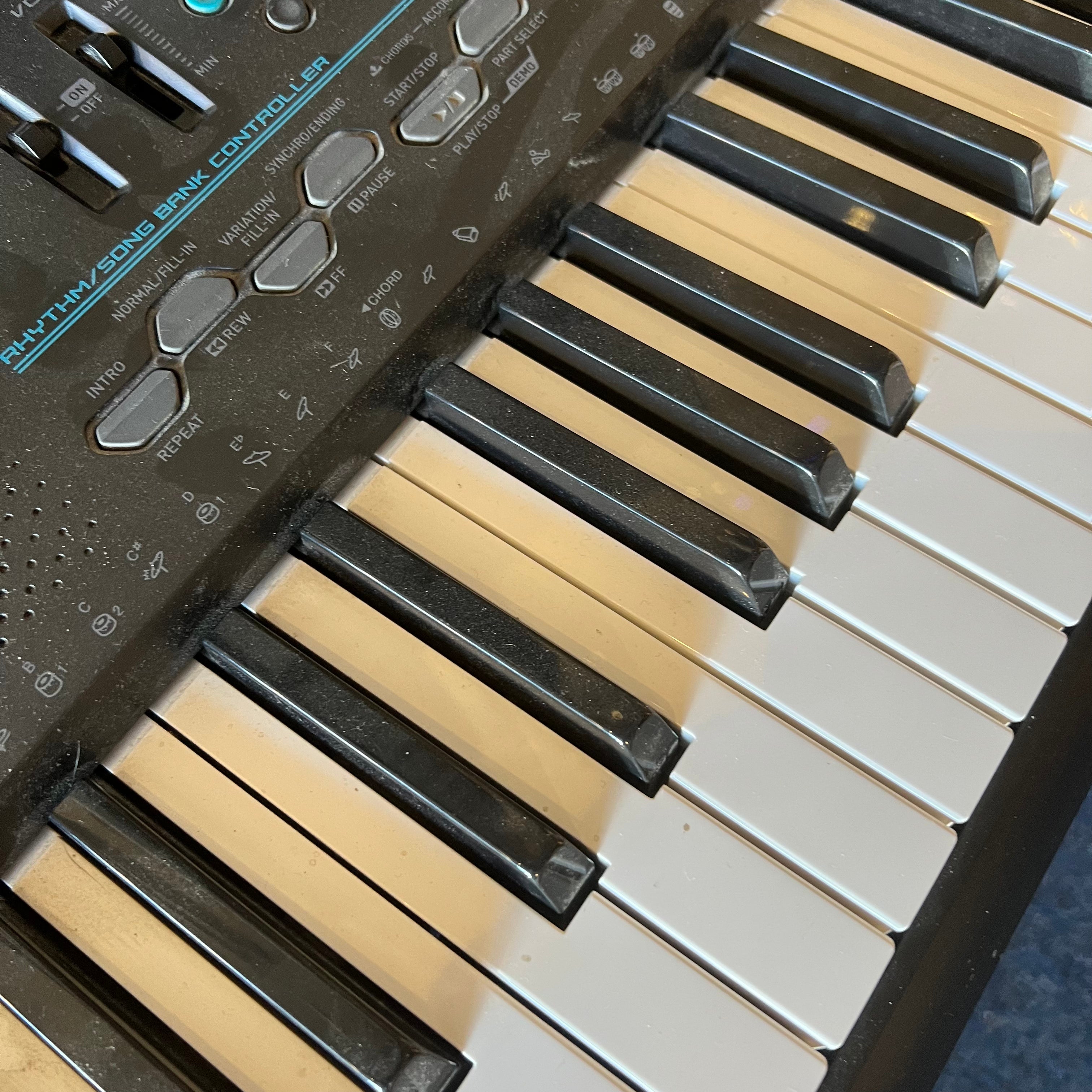 Casio CTK-2100 Portable Keyboard (used)
