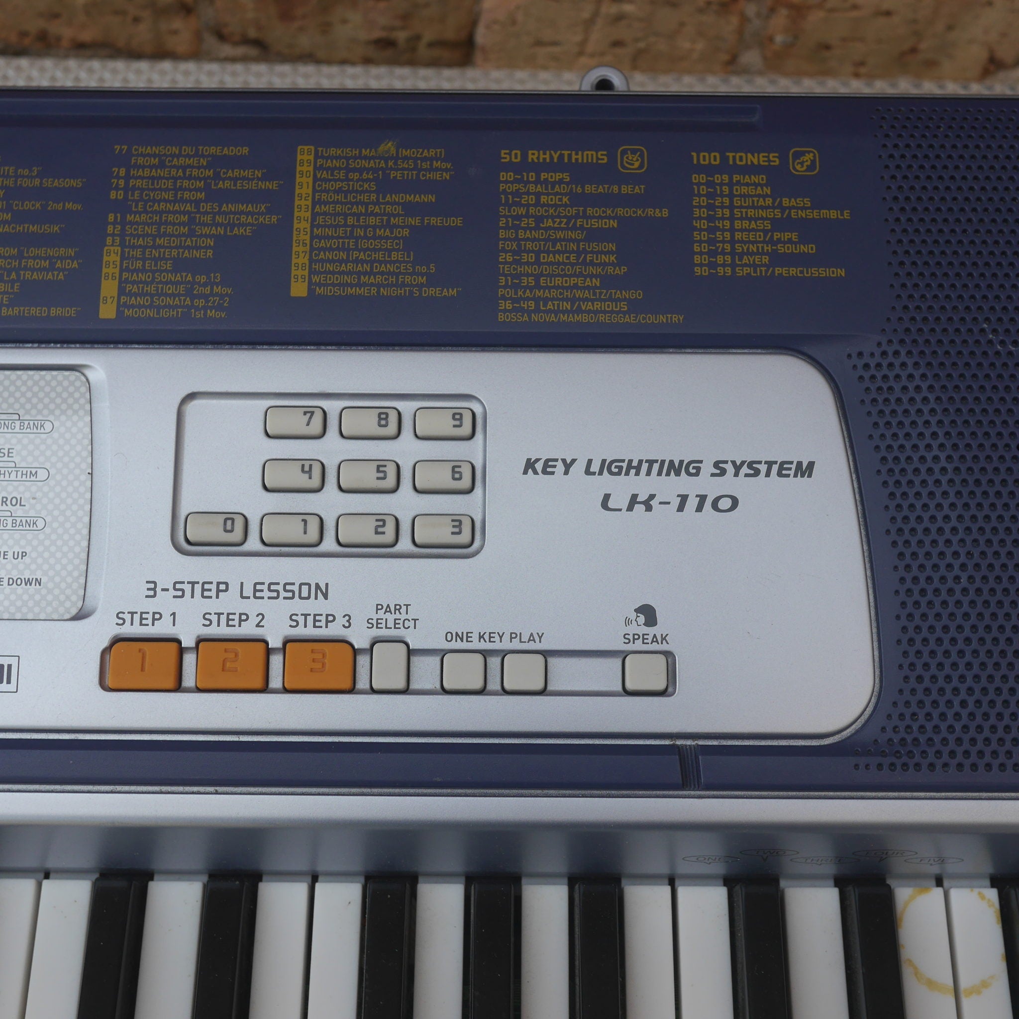 Casio LK-110 61-Key Key-Lighting Keyboard used
