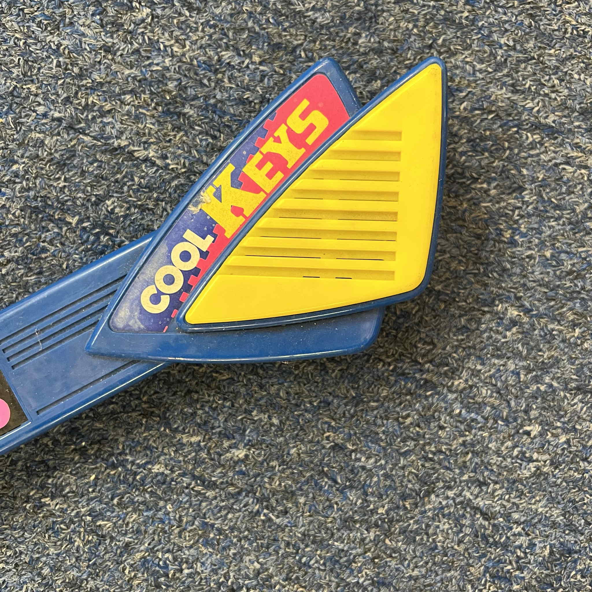 Cool Keys electronic music maker keytar guitar toy 1993