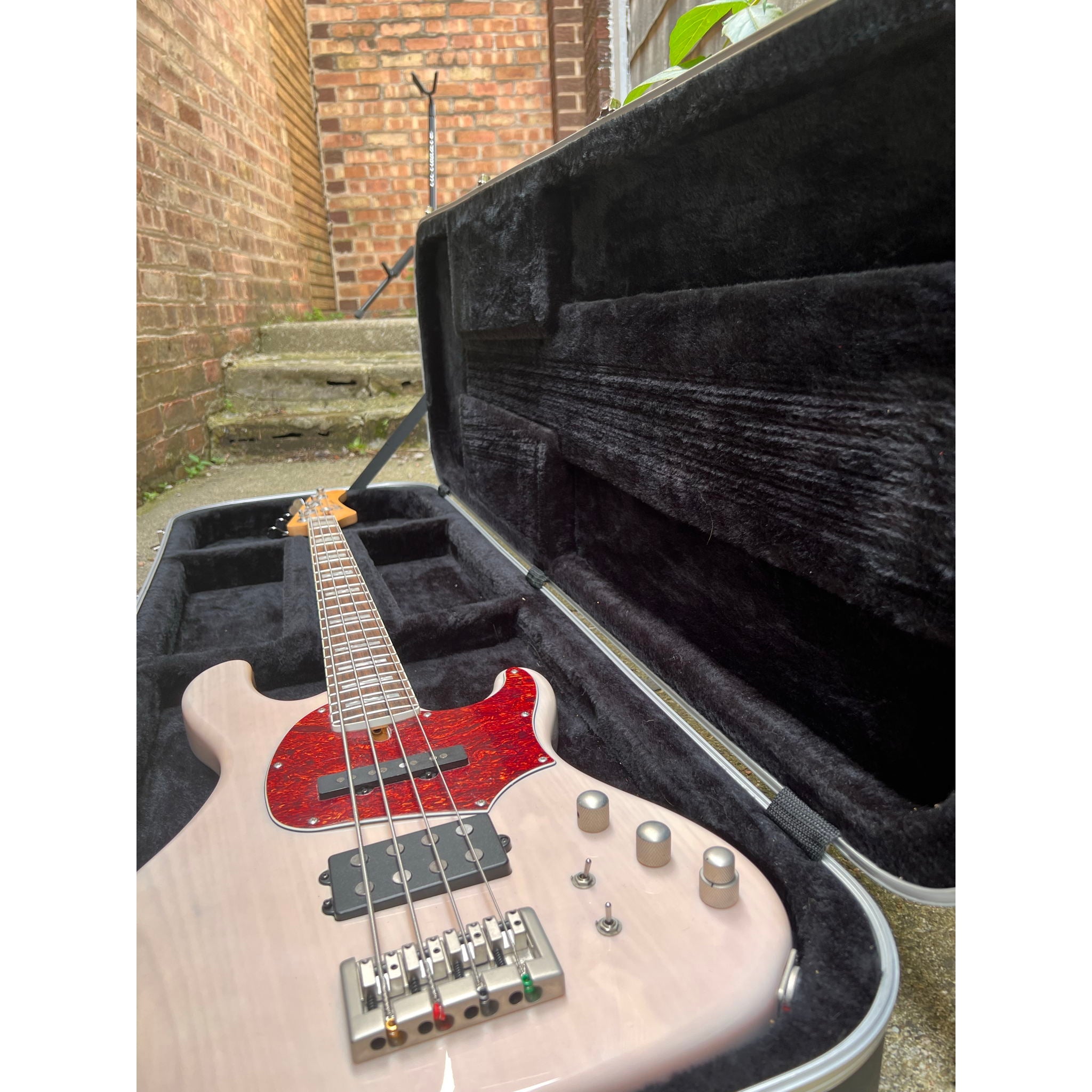 Cort Bass GB74 White Blond 2009