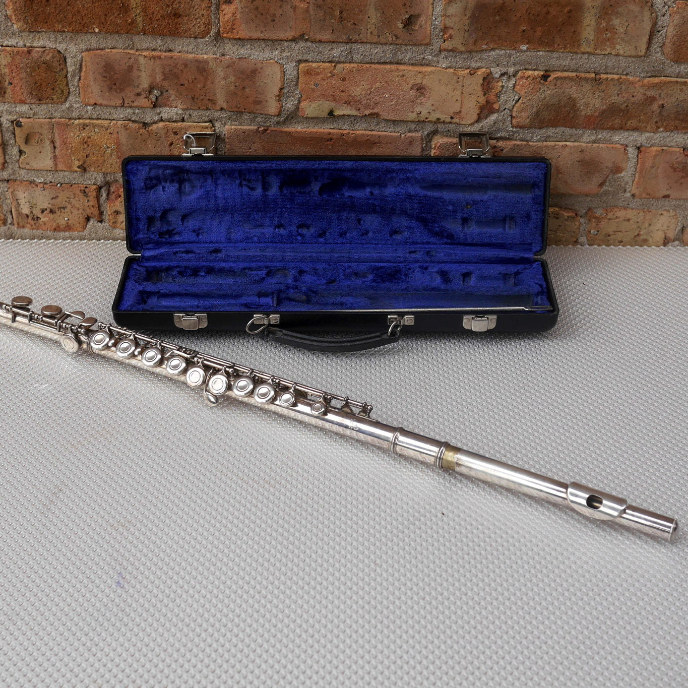 DeFord Flute needs repair as-is