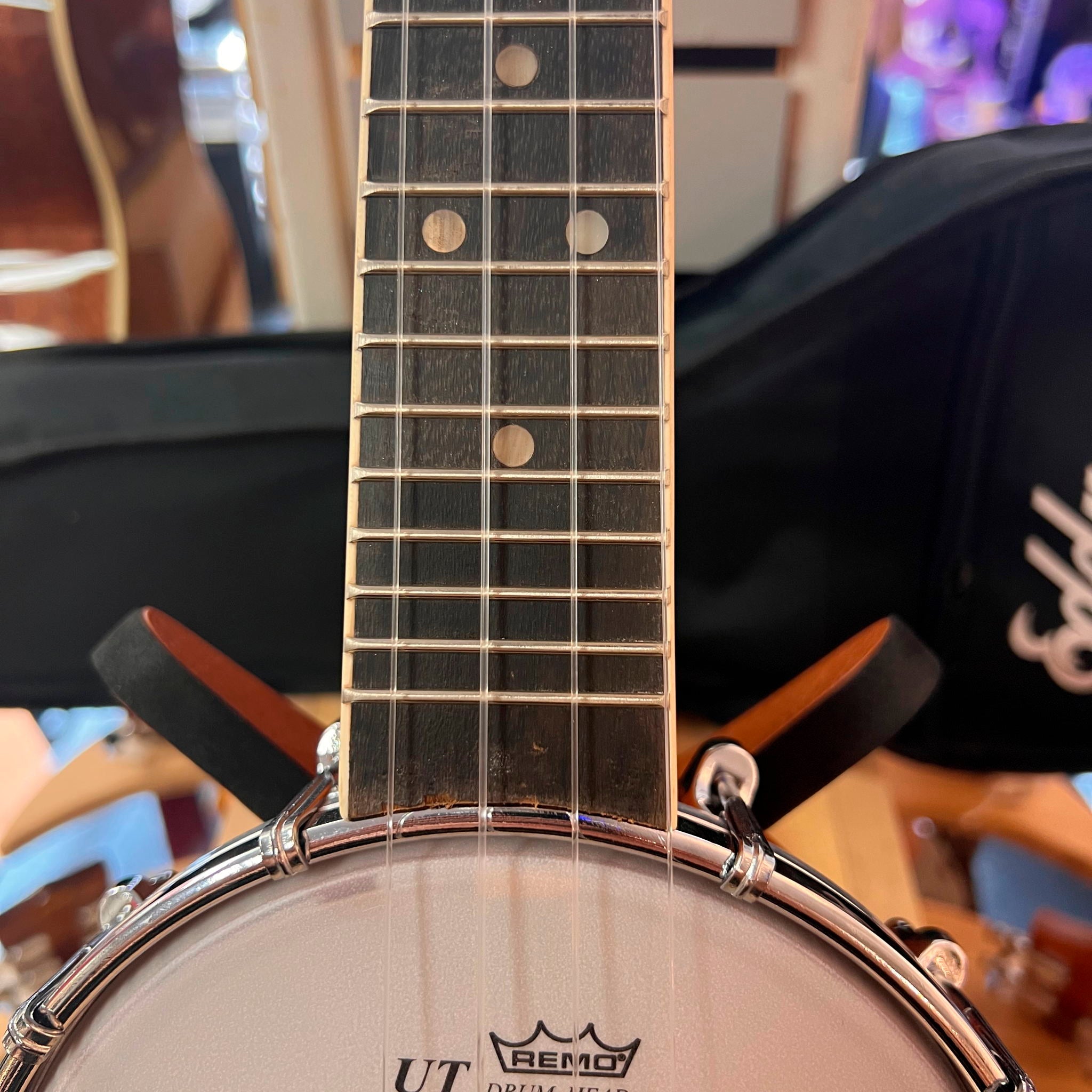 Eddy Finn Banjo Ukulele W/bag
