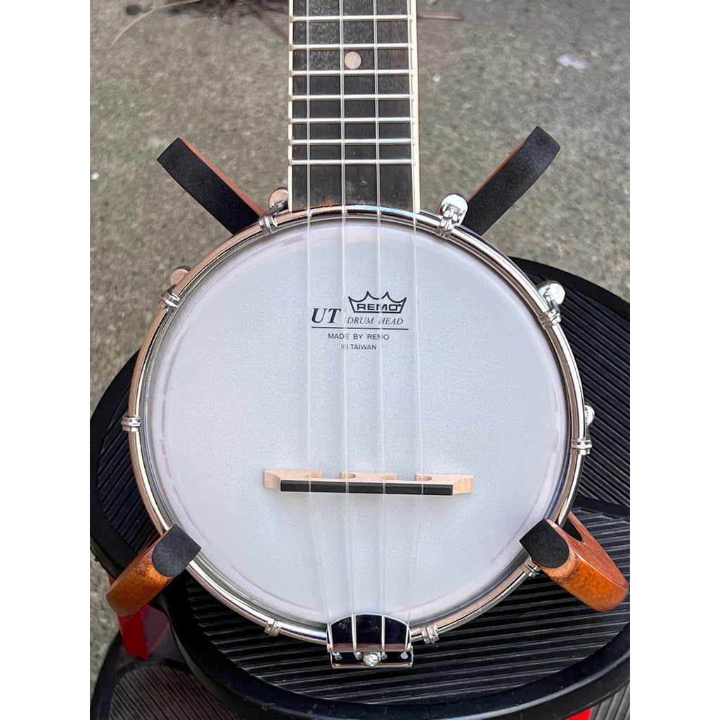 Eddy Finn Banjo Ukulele W/bag
