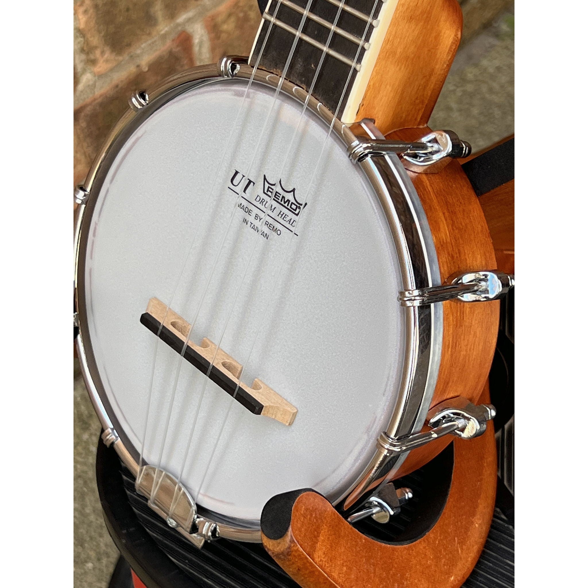 Eddy Finn Banjo Ukulele W/bag