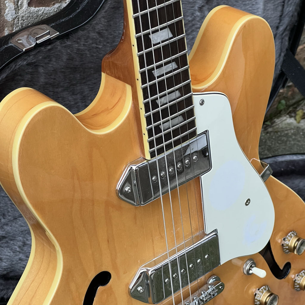Epiphone Casino thinline Hollwbody Natural Mint 2006 w/case