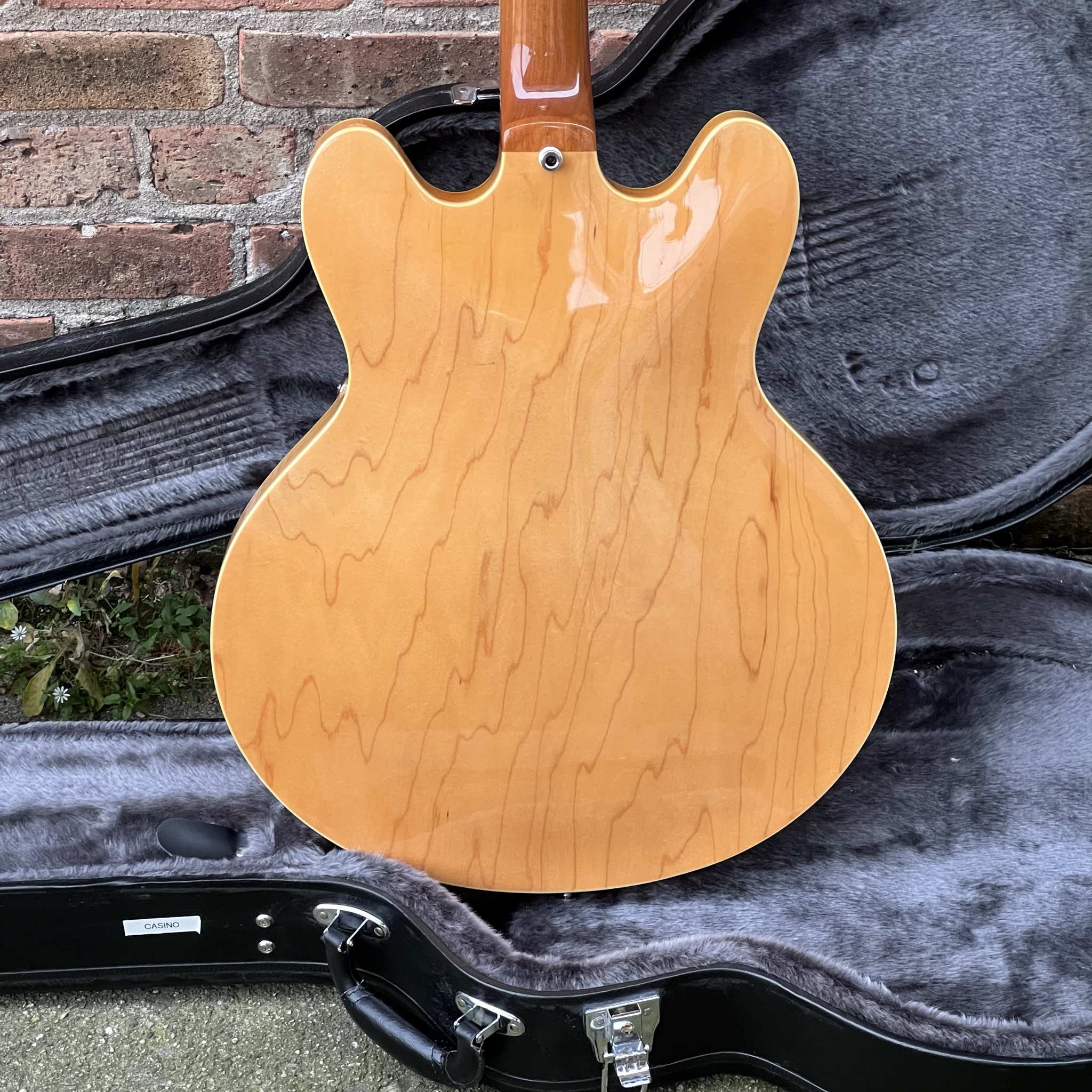 Epiphone Casino thinline Hollwbody Natural Mint 2006 w/case