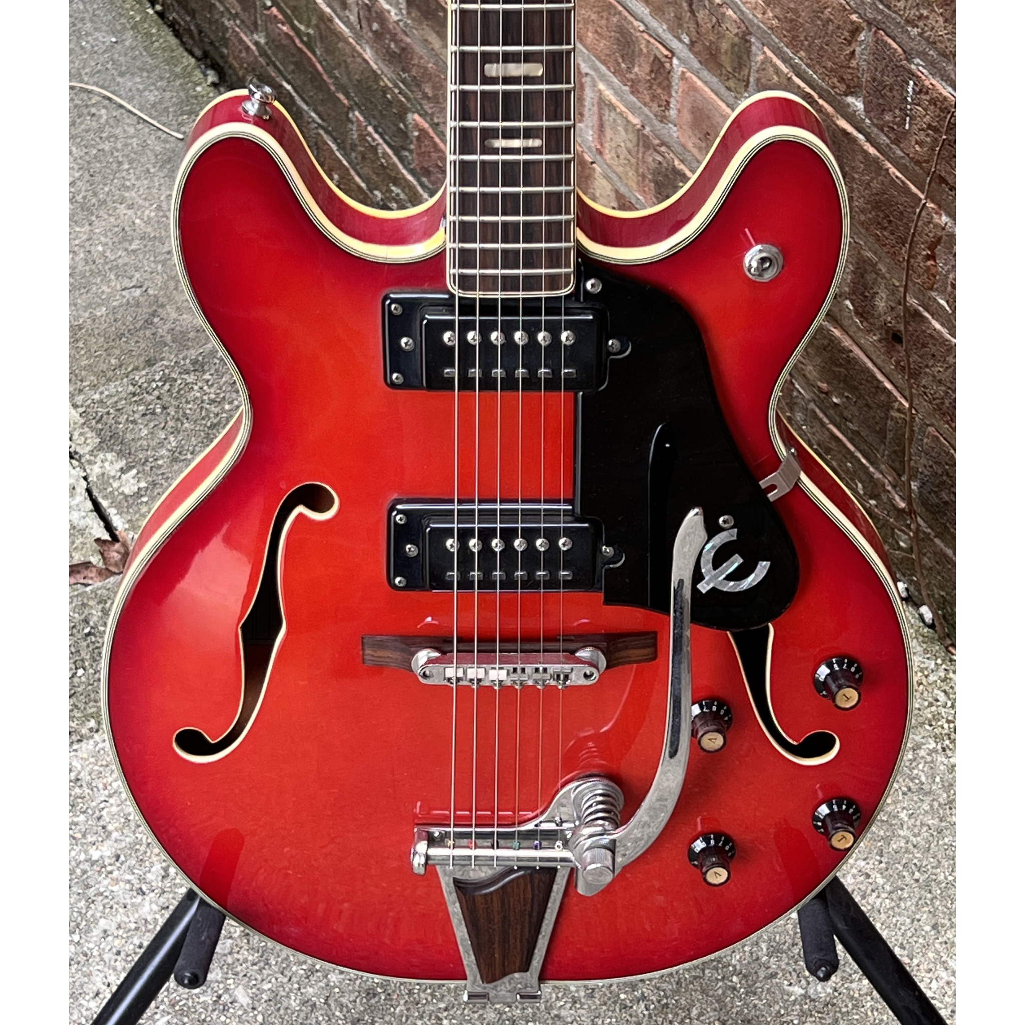 Epiphone EA-250 Semi-Hollow Electric Guitar 1972 - 1974 Cherry Japan