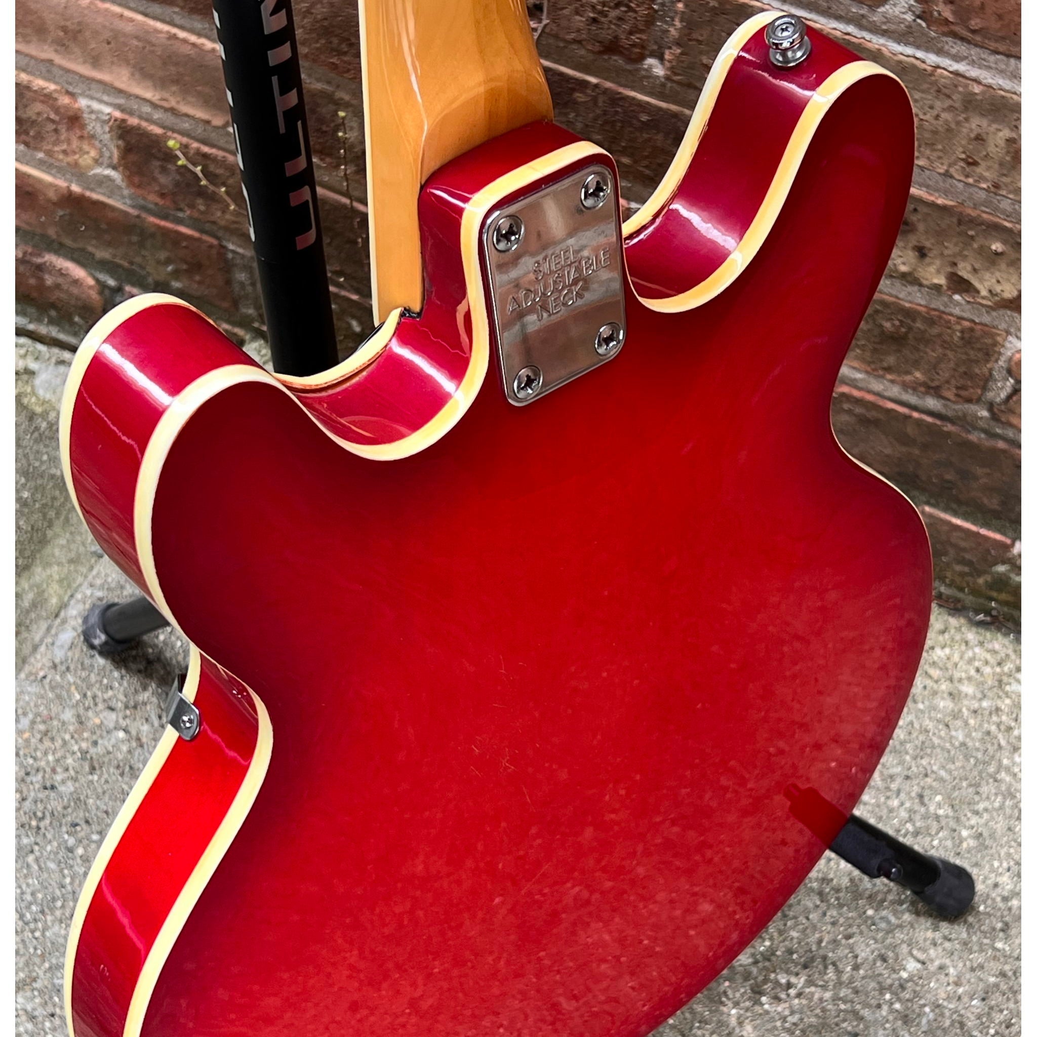 Epiphone EA-250 Semi-Hollow Electric Guitar 1972 - 1974 Cherry Japan