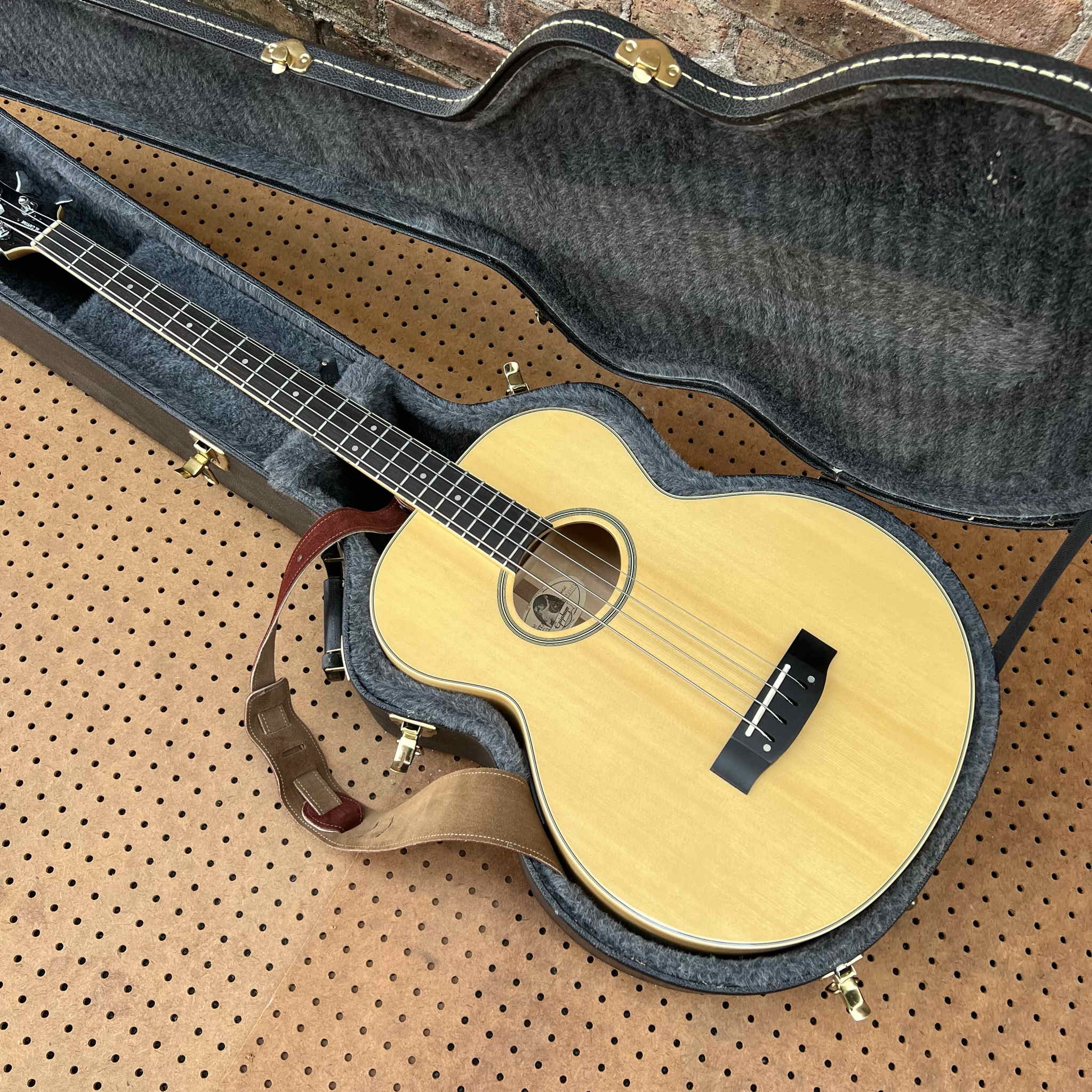 Epiphone El Capitan Acoustic-Electric Bass Guitar w/HSC 1990s Maple Mint