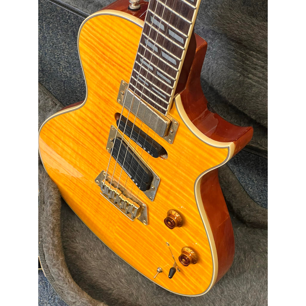 Epiphone Nighthawk Electric Guitar w/case Amber 1997