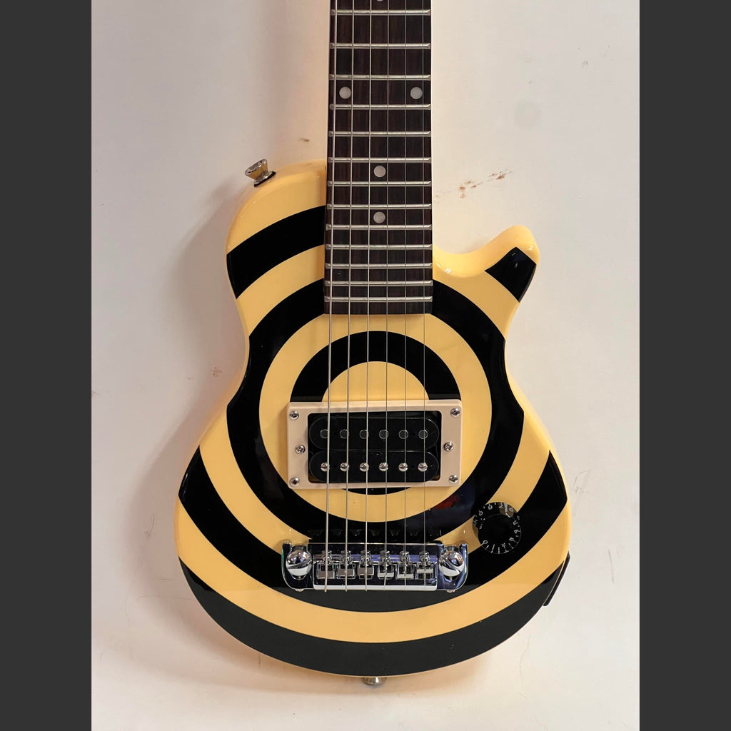 Epiphone Pee Wee Les Paul Zak Wylde Edition w/mini marshall amp like new