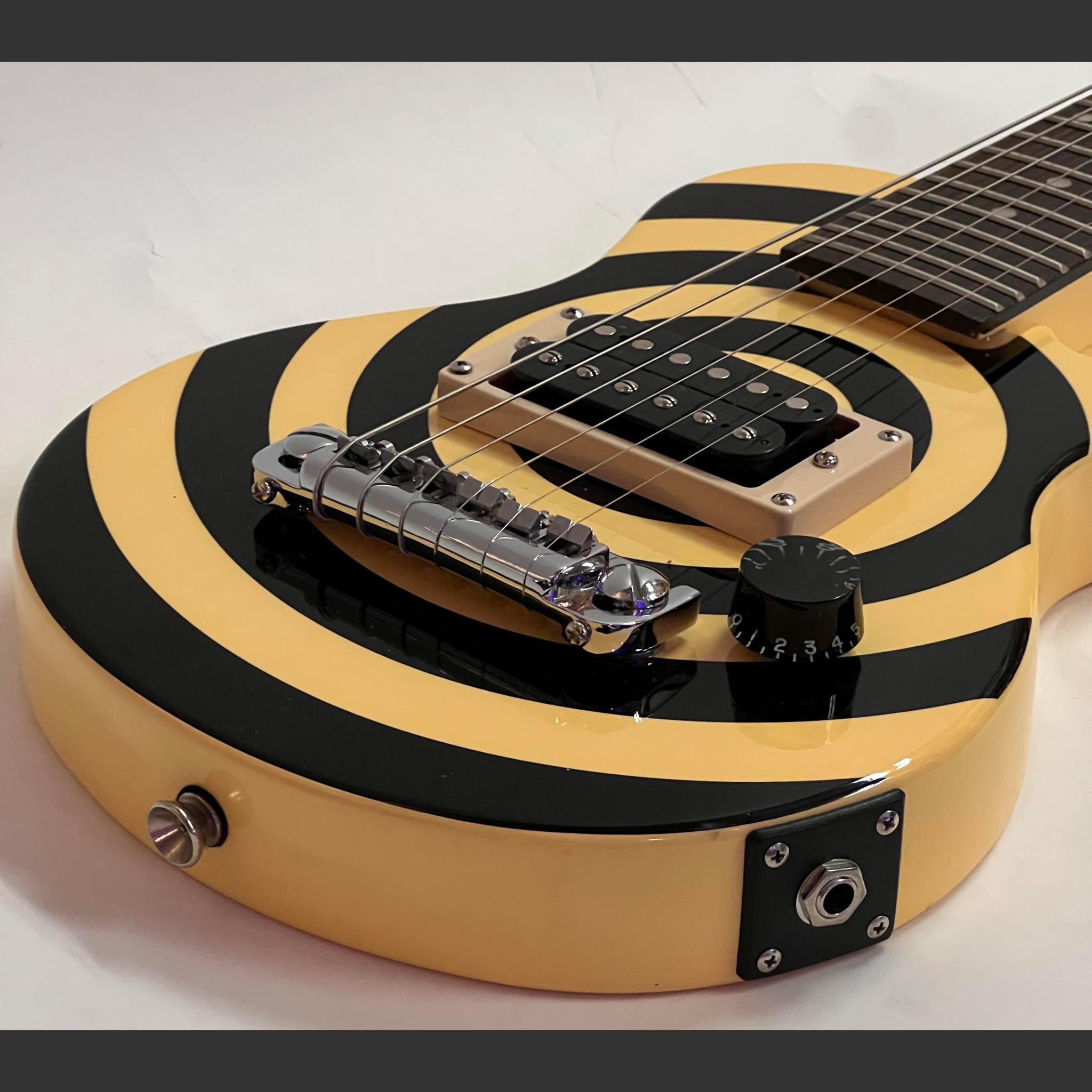 Epiphone Pee Wee Les Paul Zak Wylde Edition w/mini marshall amp like new