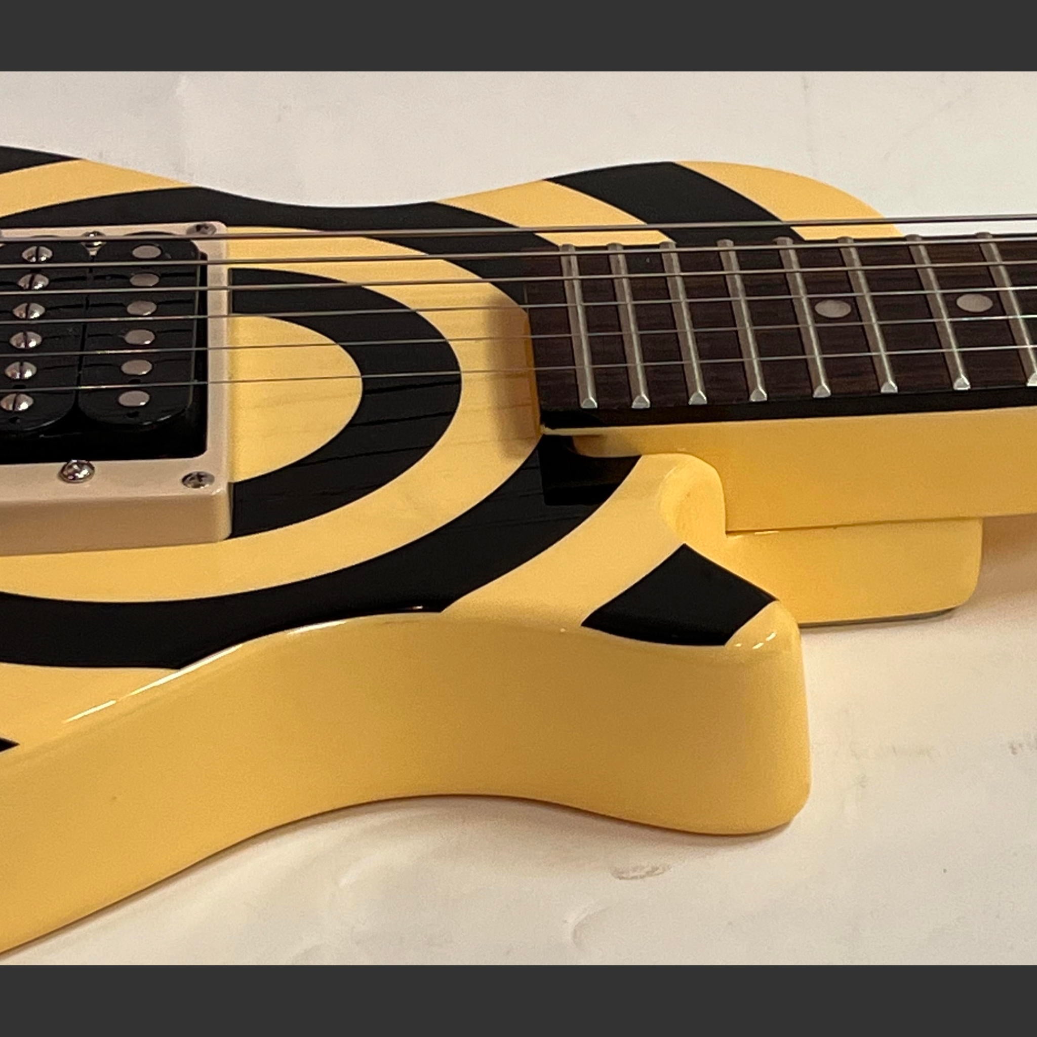 Epiphone Pee Wee Les Paul Zak Wylde Edition w/mini marshall amp like new