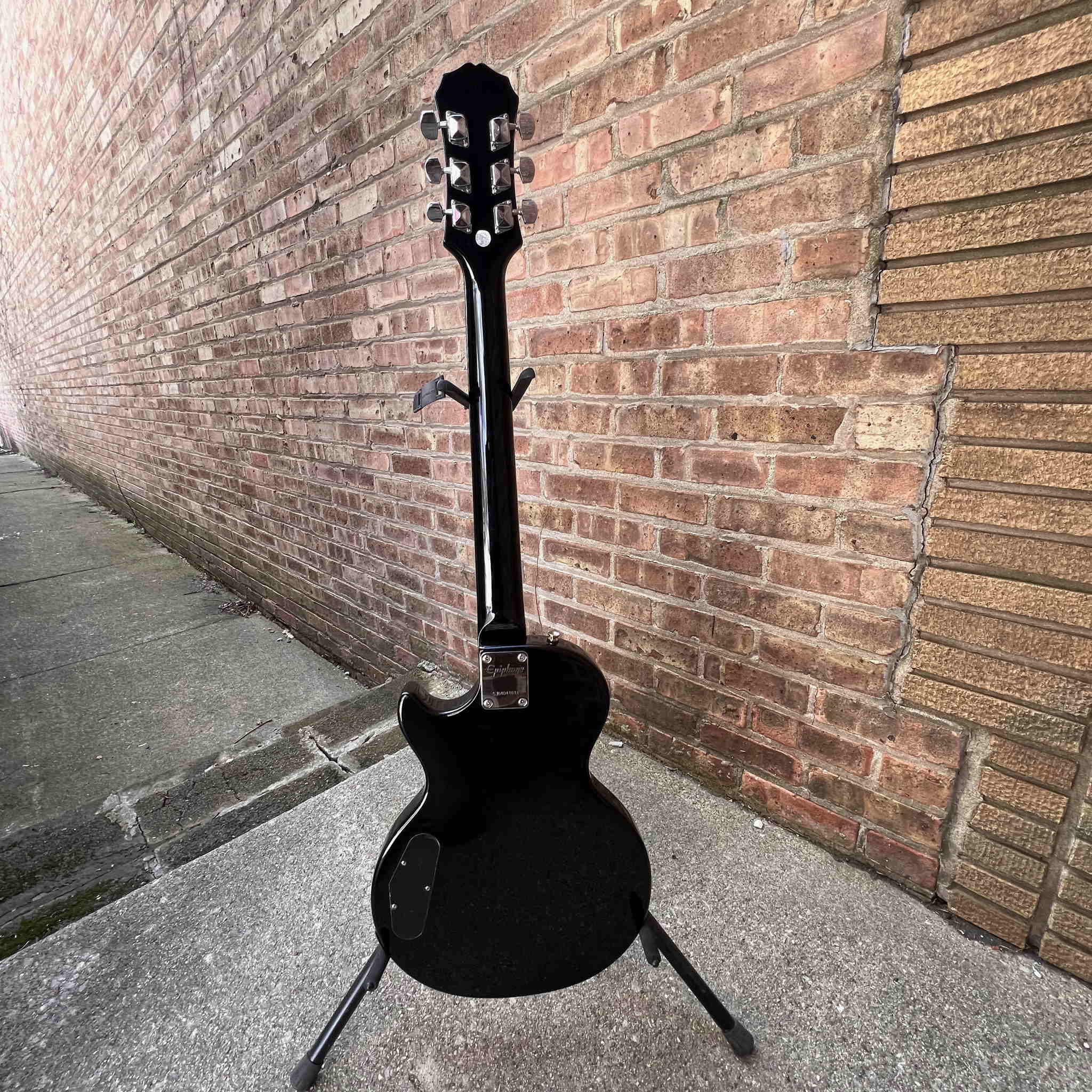 Epiphone Special II Electric Guitar Gloss Black w/case (used)