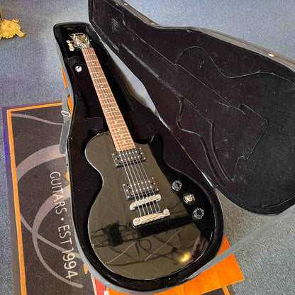 Epiphone Special II Electric Guitar Gloss Black w/case (used)