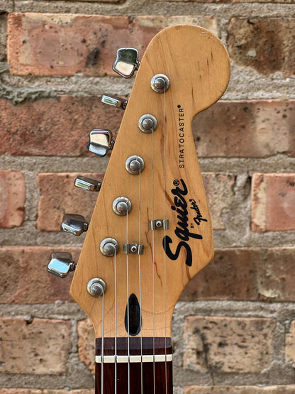 Fender "Squier Series" Standard Stratocaster Sunburst Korea Used Fender "Squier Series" Standard