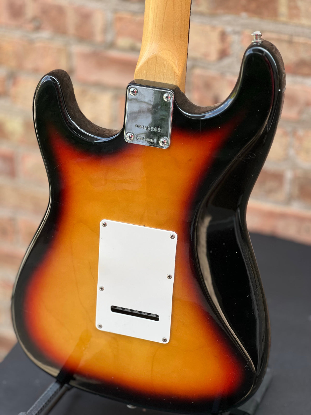 Fender "Squier Series" Standard Stratocaster Sunburst Korea Used Fender "Squier Series" Standard